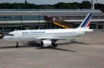 Air France mit Airbus A320-211 (F-GFKI) am 22.06.08 Flughafen Berlin-Tegel.