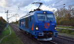 HRS - Hamburger Rail Service GmbH & Co. KG, Ahrensburg [D] mit der geleasten northrail Vectron Dual Lok  248 048 , Name:  Felly  [NVR-Nummer: 90 80 2248 048-1 D-NRAIL] am 22.10.26 H�he Bahnhof Berlin Hohensch�nhausen.